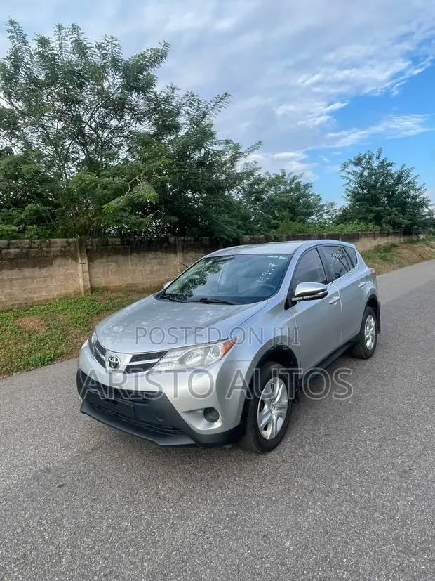 2015 Toyota RAV4 LE SUV AWD - 1