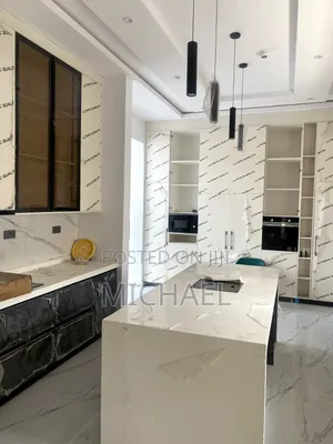 5 Bedroom Duplex da BQ a Gbagada Estate don Sawa