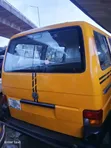Volkswagen Transporter 2007 Yellow - 4