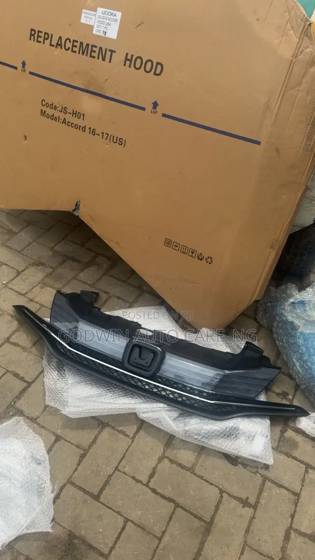 2014 Honda Civic 2-Door Coupe Front Grille - 1