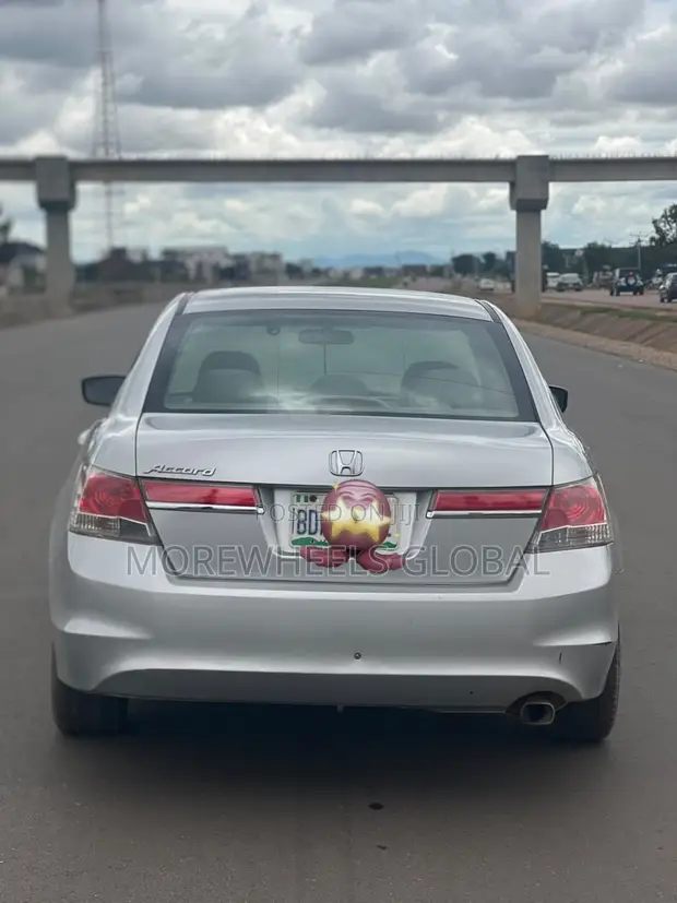 2011 Honda Accord Sedan EX Automatic Silver - 1