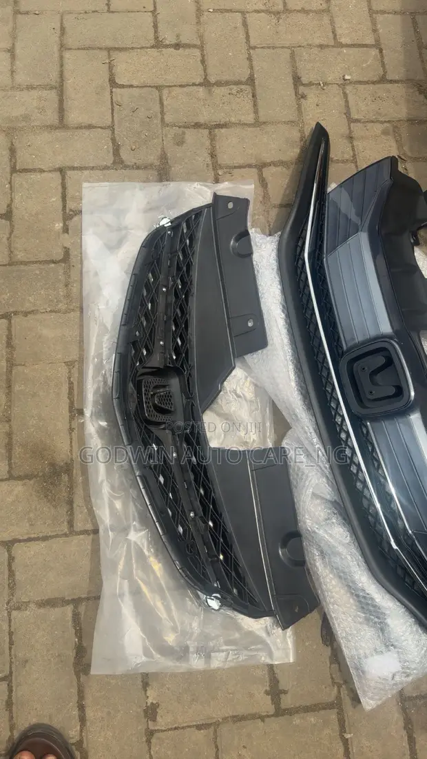 2006 Honda City Front Grille - 1