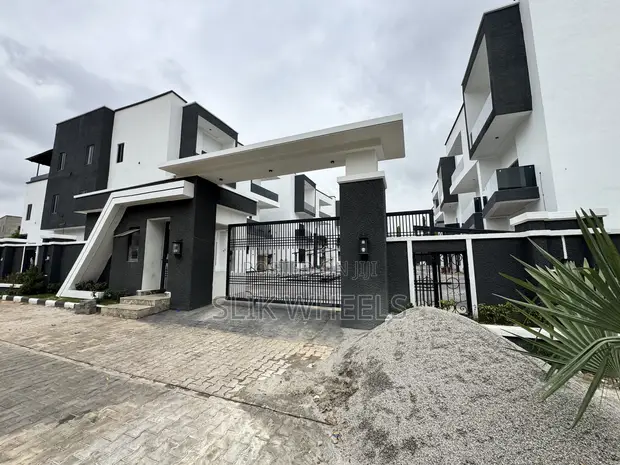 Exclusive 7 Bedroom Fully Detached Duplex in Katampe - 1
