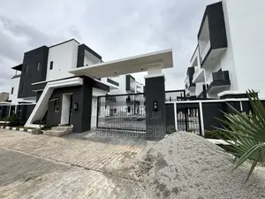 Exclusive 7 Bedroom Fully Detached Duplex in Katampe