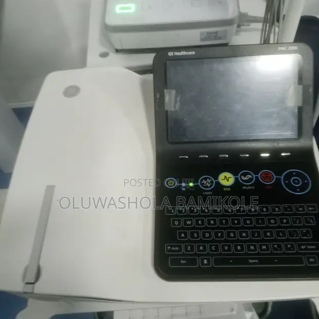 GE Healthcare MAC 2000 ECG Machine Mai Amfani - 1