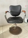 Barbing Chair - Used - 1
