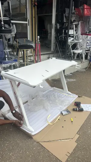 Royal Gaming Table - Brand New