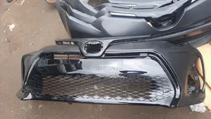 Cikakken Gaban Bumper Toyota Corolla 2017-2018