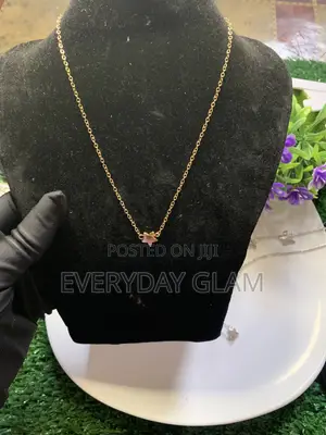 Star Pendant Necklace - Gold Color - Fashion Jewelry