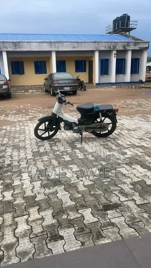 Honda CB Scooter 2020 - Green