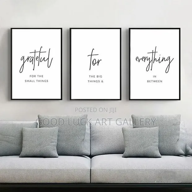 Set na 3 na Minimalist Acrylic Wall Art Frames - 1