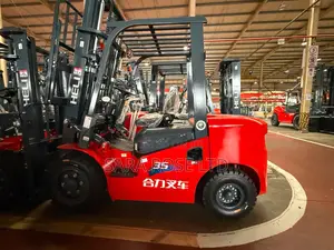 Sara Rose 3-Ton Diesel Forklift