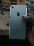 Apple iPhone 7 32GB Silver - 2