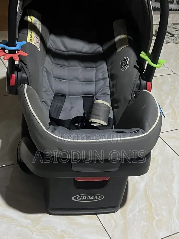 Graco Infant Car Seat - Foreign Used - 1