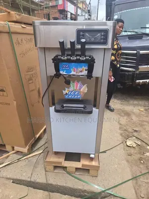 Brand New Maraco Standing Ice Cream Machine