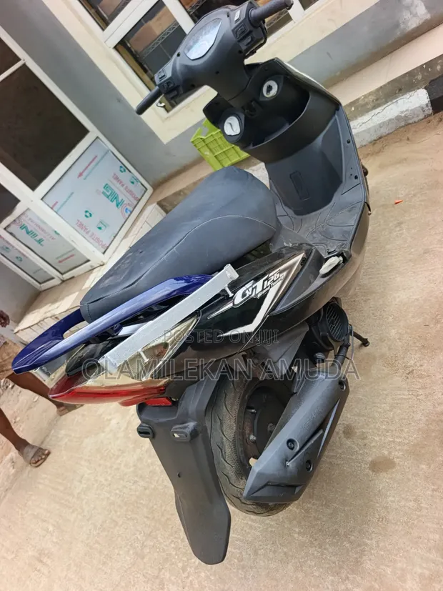 SYM Symnh 125cc Scooter 2017 Black - 1