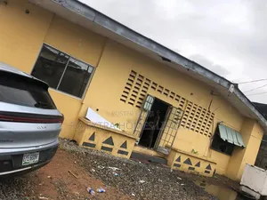 Commercial Bungalow: Office, Warehouse & Flats in Ogba, Ikeja