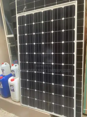Canadian 300W Monocrystalline Solar Panels