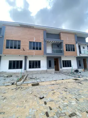 3-Bedroom Townhouse/Terrace a Sangotedo, Lagos