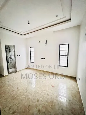 Duplex mai 3 Bedroom da Kayayyaki masu Kyau don Siyarwa a Eliozu