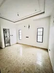 Duplex mai 3 Bedroom da Kayayyaki masu Kyau don Siyarwa a Eliozu - 1