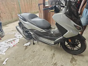 Honda Forza 350 2024 Gray