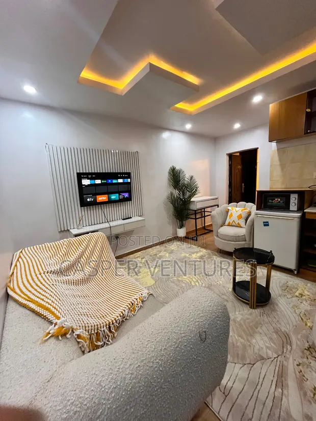 Sabon Zane 1-Bedroom Apartment don Saka na Ɗan Lokaci a Ikeja - 1