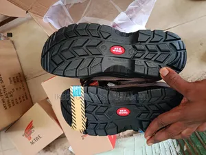Takalman Aminci na Redwing