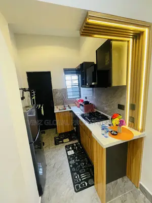 Newly Built 2-Bedroom Apartment with Gym, Sangotedo