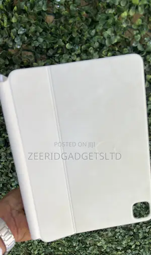 Apple Magic Keyboard for iPad Pro (11-inch, 2018-2023)