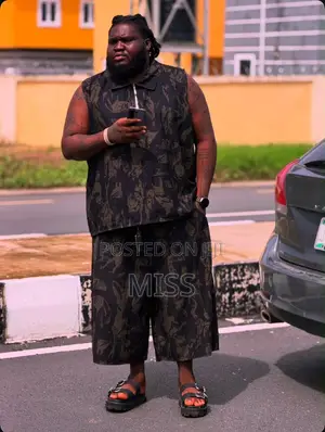 Debbie's Fashion: Streetwear & Affordable Clothes
