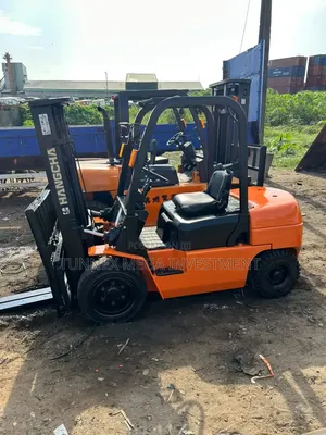 3-Tona Hangcha Forklift - Wadda Akawo Daga Ƙasashen Waje