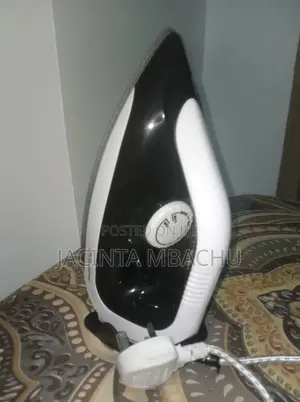 Binatone Pressing Iron - Barely Used