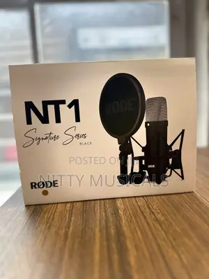 Rode NT1 Signature Series Microphone na Studio