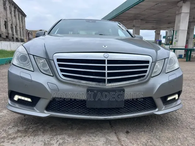Mercedes-Benz E350 2010 4Matic - 1