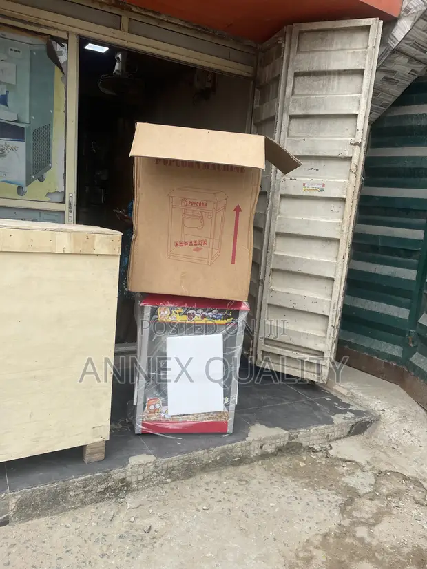 Brand New Popcorn Machine - 1