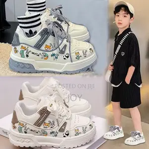 Takalmi Sneakers na Yara na Fashion - Grey