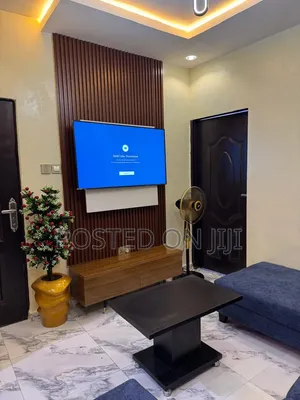 Gidan Kwana Na Kudi 1-Bedroom - Ebute-Metta, Yaba