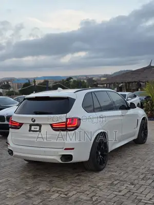 2018 BMW X5 White