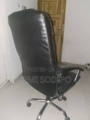Executive Office Chair - Baki