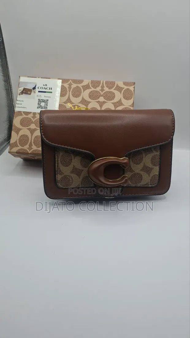 Babban Jakar Kafada ta Coach - Brown Genuine Leather - 1