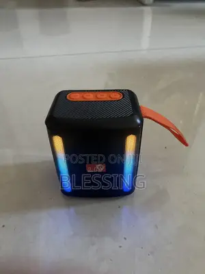Bluetooth Speaker with FM Radio - USB/TF Card