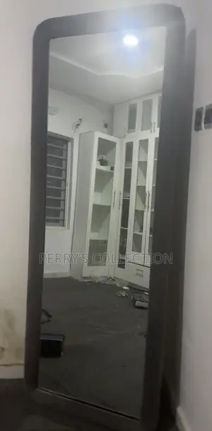 Home Interiors Standing Mirror 6x2