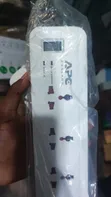 APC 5-Way Extension Socket with USB Charging Ports - 3