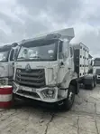 Brand New CNHTC Howo Tractor Head (CNG) - 1