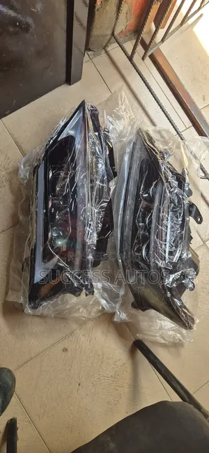 Lexus RX 350 2015 Headlight (Sabon Hannu)