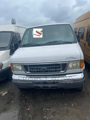 Ford E250 2005 Bus Mai Amfani Da Fetur