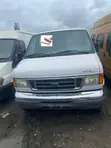 Ford E250 2005 Bus Mai Amfani Da Fetur - 1