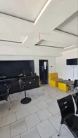 Hotel da Lounge Don Siyarwa - Babban Wurin Ikola Road - 4