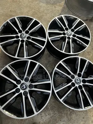 17" Rims na Lexus ES
